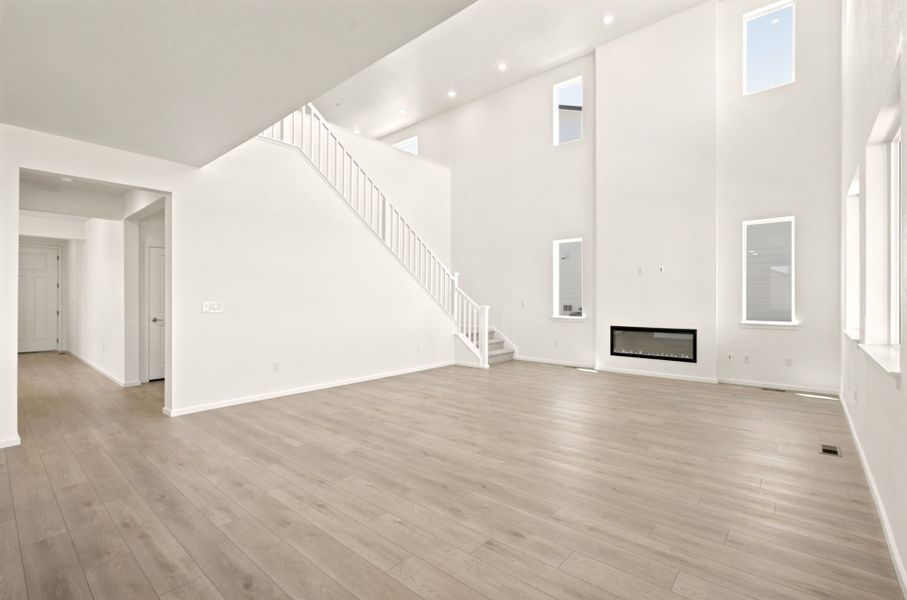 Spacious, unfurnished interior of a new home in Cordovan, Firestone (Image 28).