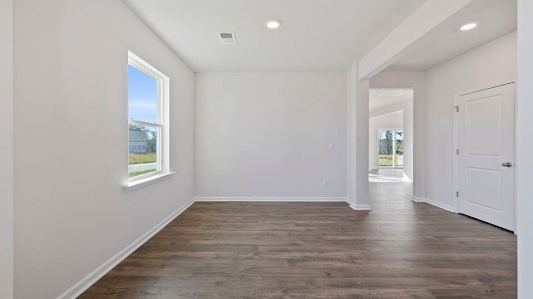 Spacious, unfurnished interior of a new home in Hunters Ridge, Woodruff (Image 14). Spacious, unfurnished interior of a new home in Hunters Ridge, Woodruff (Image 14).
