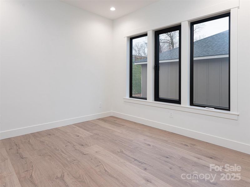 Spacious, unfurnished interior of a new home in , Arden (Image 34).