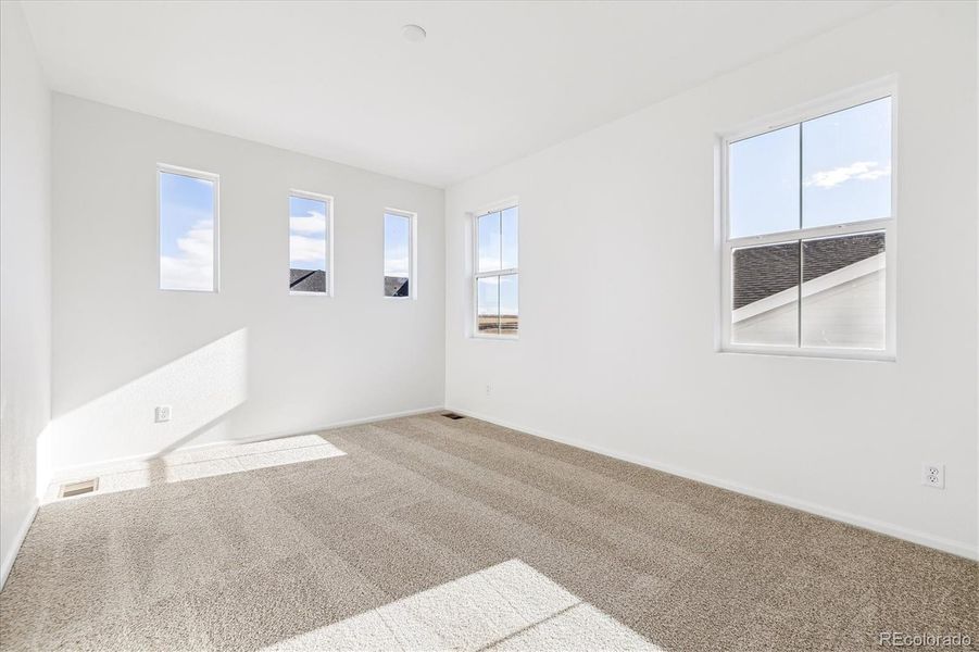 Spacious, unfurnished interior of a new home in Skyview at High Point, Aurora (Image 19). Spacious, unfurnished interior of a new home in Skyview at High Point, Aurora (Image 19).