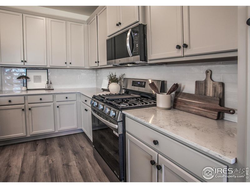 EXAMPLE PHOTO: KITCHEN