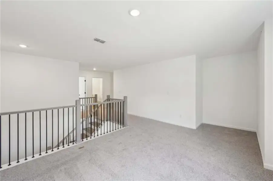 Spacious, unfurnished interior of a new home in Langston Reserve, Cartersville (Image 18).