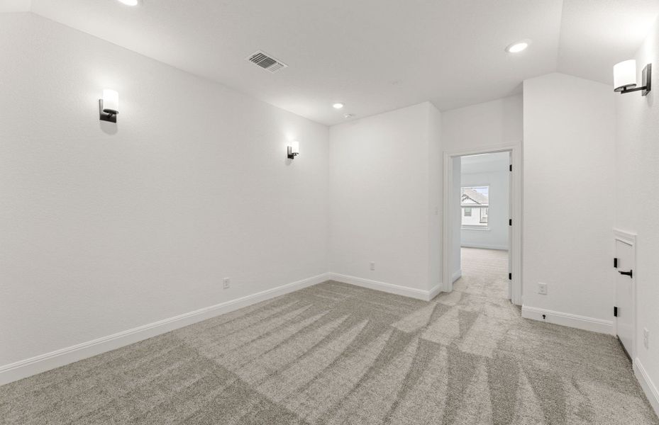 Spacious, unfurnished interior of a new home in Santa Rita Ranch, Liberty Hill (Image 23). Spacious, unfurnished interior of a new home in Santa Rita Ranch, Liberty Hill (Image 23).