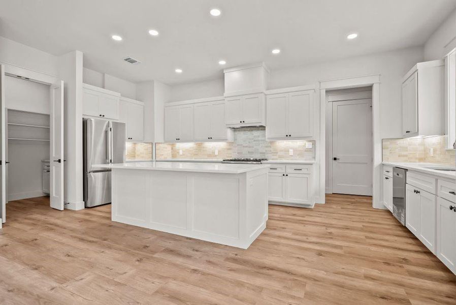 Furnished interior view inside a new home in , Weatherford (Image 6).