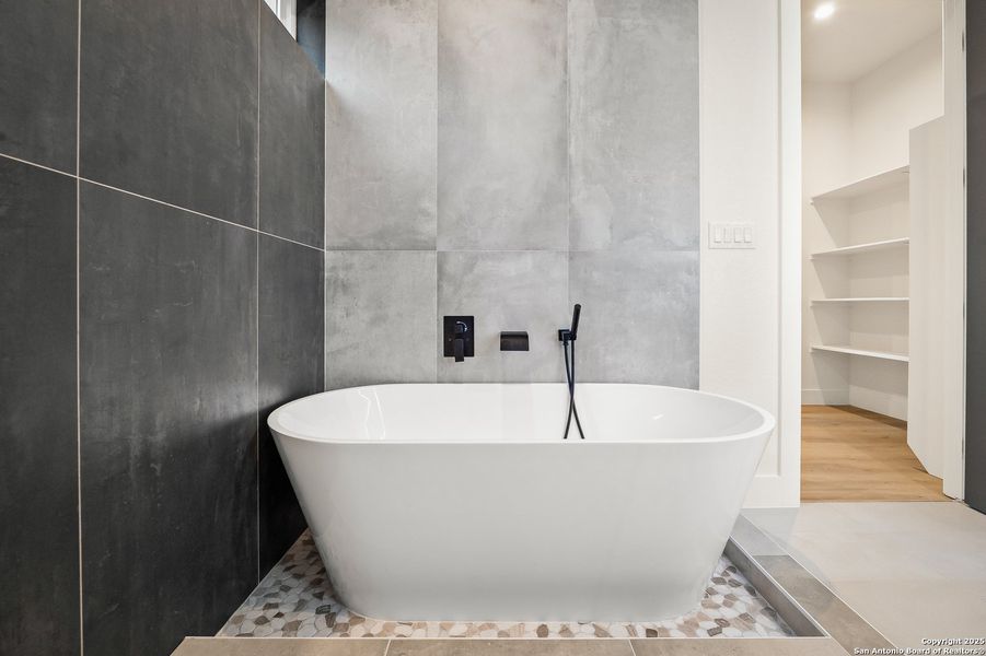 Close-up of interior finishes inside a home in , San Antonio (Image 22).