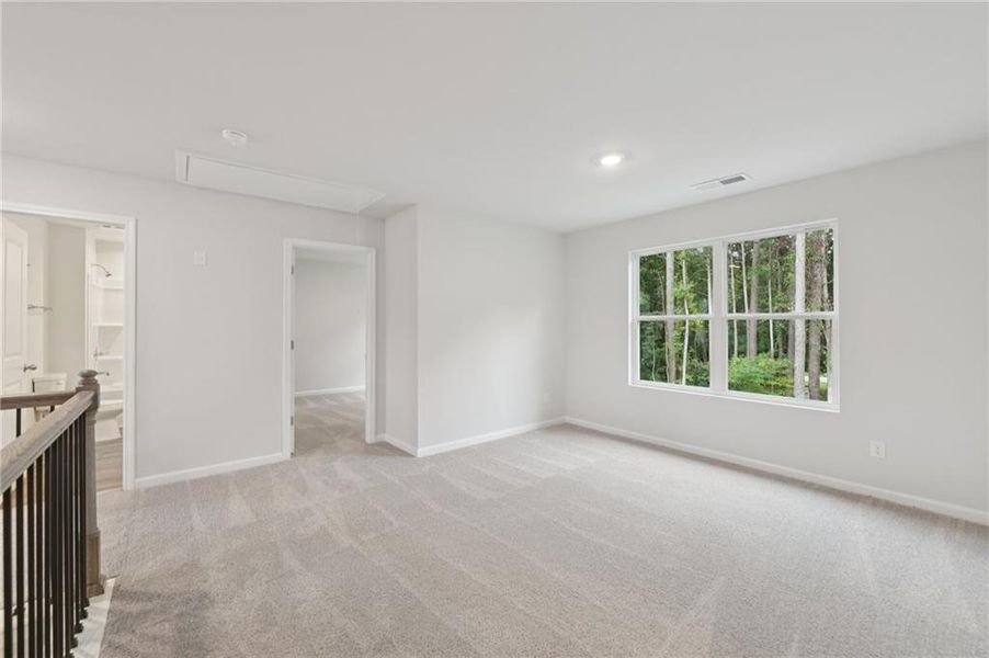 Spacious, unfurnished interior of a new home in Stephen's Landing, Loganville (Image 40).