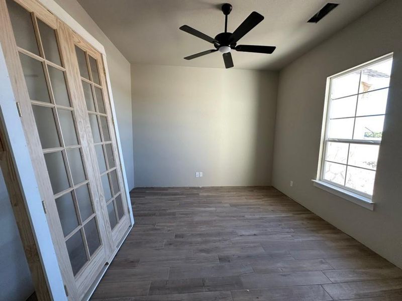 Image 14 of a home in Eagle Ridge Estates.