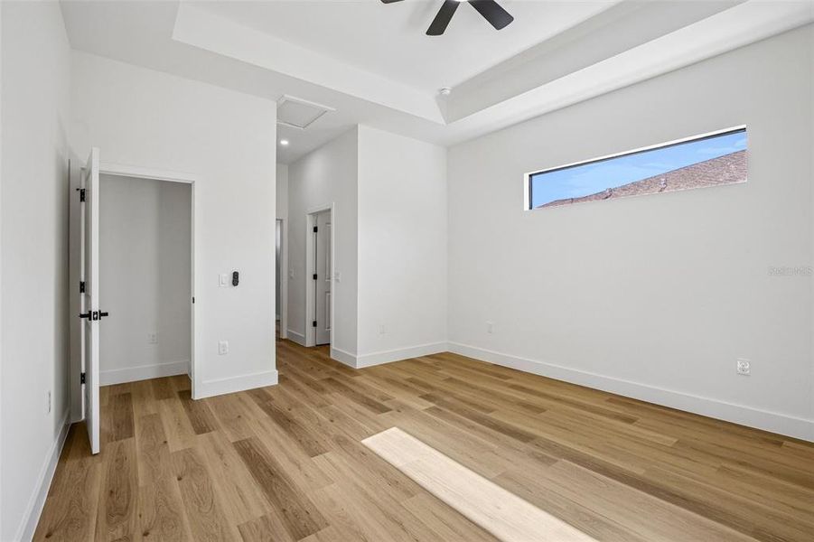 Spacious, unfurnished interior of a new home in , North Port (Image 26).