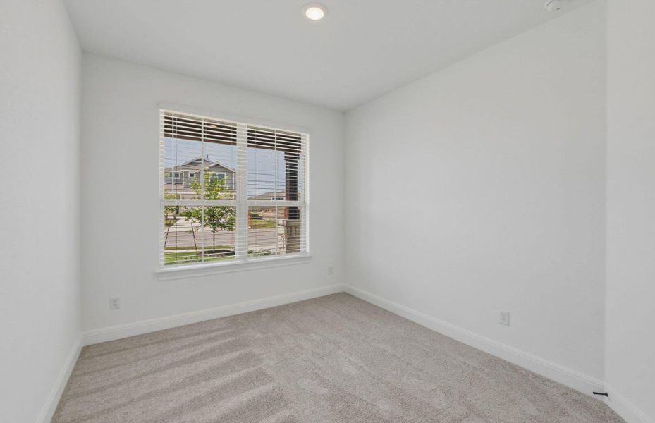 Spacious, unfurnished interior of a new home in Santa Rita Ranch, Liberty Hill (Image 25). Spacious, unfurnished interior of a new home in Santa Rita Ranch, Liberty Hill (Image 25).