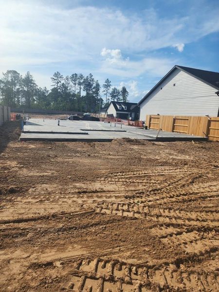 Every foundation at DWH is engineered and it’s inspected three times! We do not do “batch” testing. Rest easy knowing your foundation comes with a 10 year warranty. Every foundation at DWH is engineered and it’s inspected three times! We do not do “batch” testing. Rest easy knowing your foundation comes with a 10 year warranty.