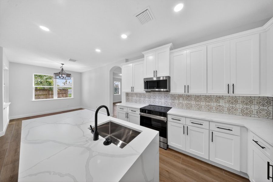 DSC04035-Edit DSC04035-Edit