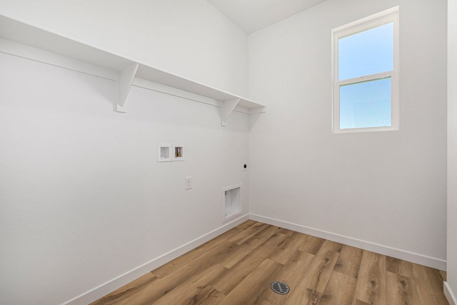 Spacious, unfurnished interior of a new home in Arras Park, Thornton (Image 41).