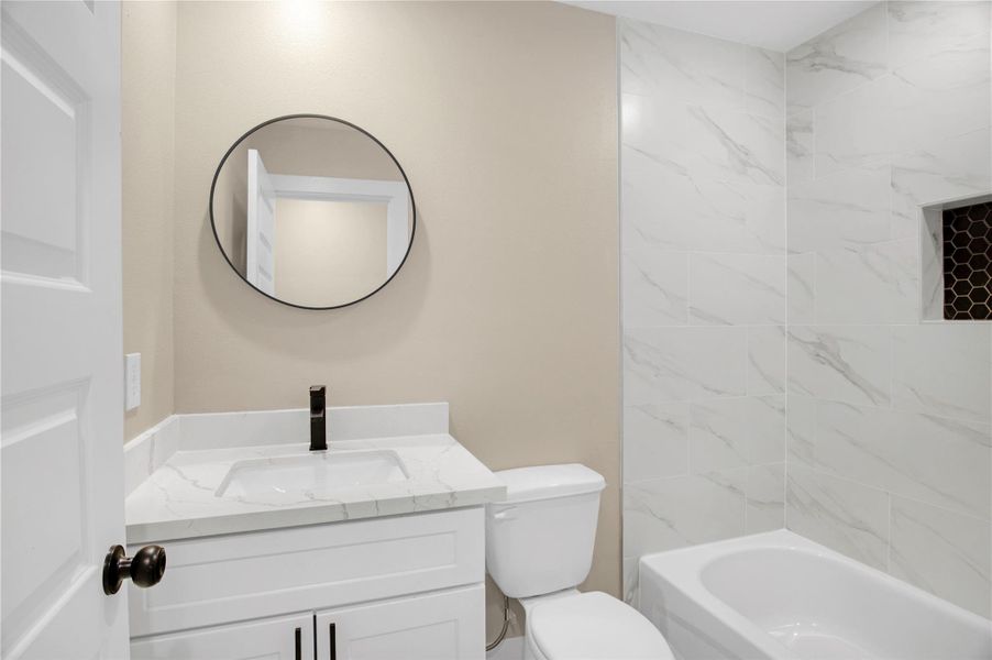 Furnished interior view inside a new home in , San Leon (Image 9).