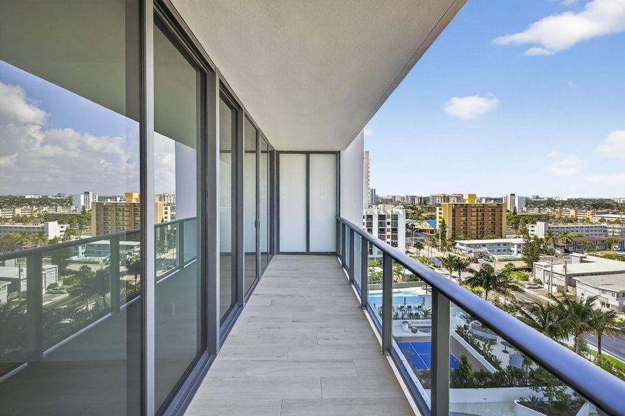 Spacious, unfurnished interior of a new home in , Pompano Beach (Image 46). Spacious, unfurnished interior of a new home in , Pompano Beach (Image 46).