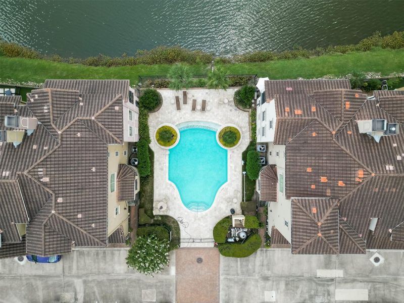 Community amenities in , Houston (Image 20).