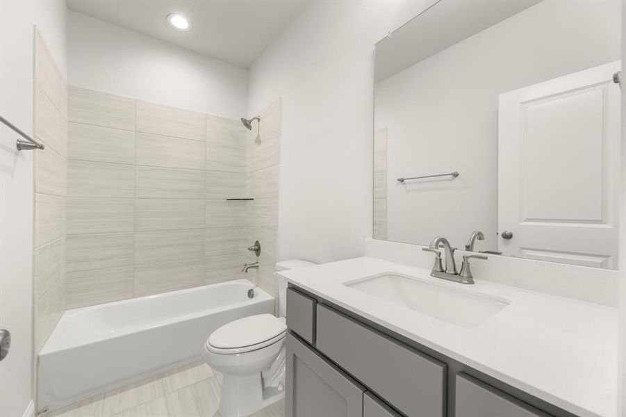 38. 2126 Rhodora - 3rd Bath