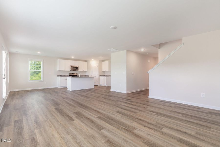 008_img_0198-edit_330