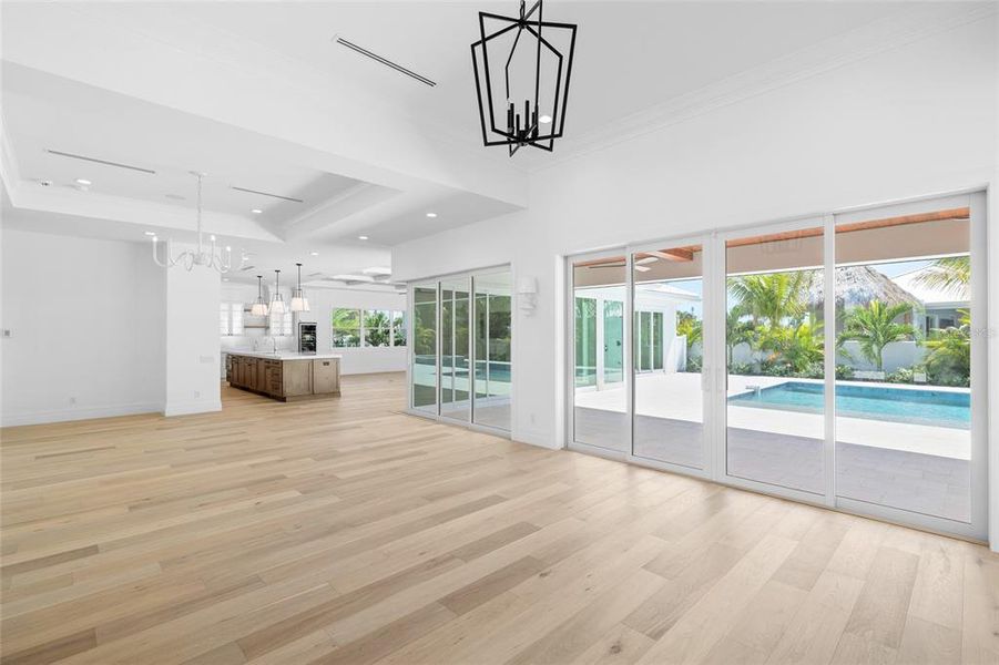 Spacious, unfurnished interior of a new home in , Boca Grande (Image 21).