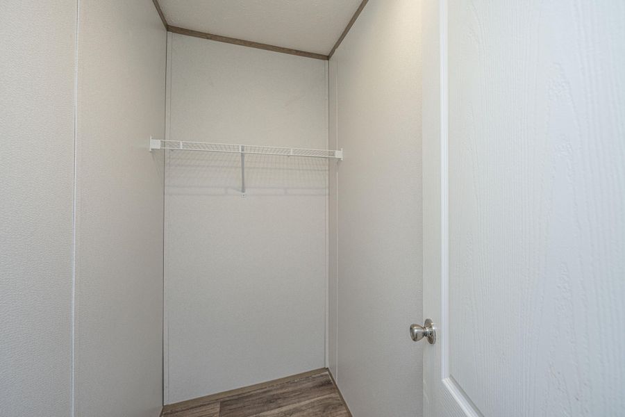 Spacious, unfurnished interior of a new home in , Walterboro (Image 21).