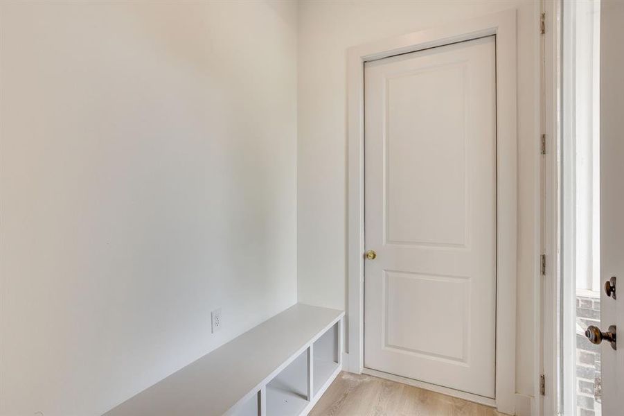 Spacious, unfurnished interior of a new home in , Sunset (Image 35).