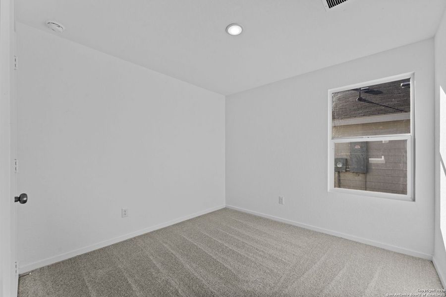 Spacious, unfurnished interior of a new home in , New Braunfels (Image 13).