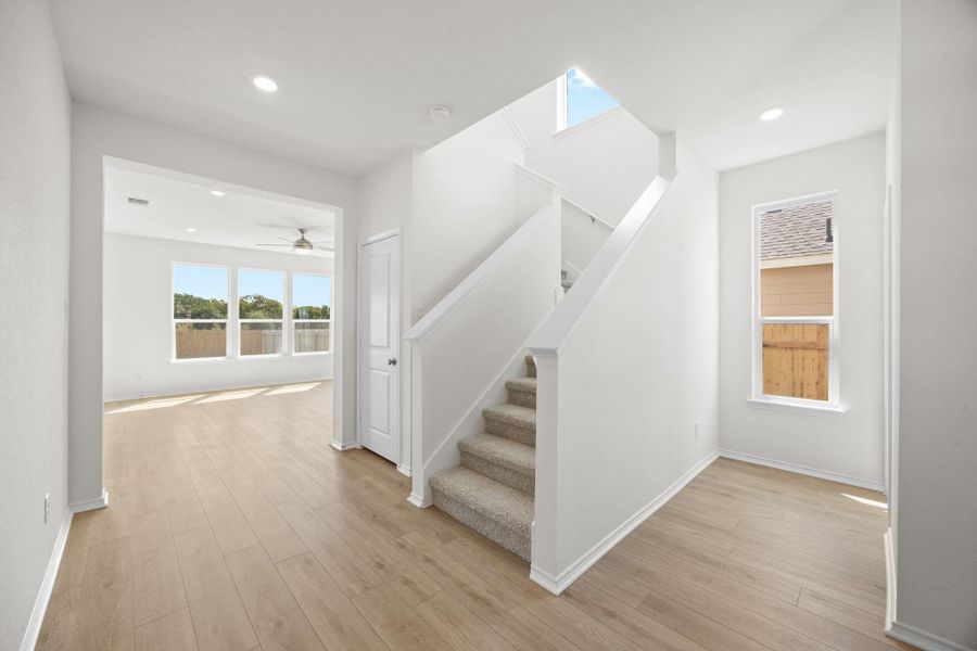 Spacious, unfurnished interior of a new home in Retreat at San Gabriel, Georgetown (Image 17). Spacious, unfurnished interior of a new home in Retreat at San Gabriel, Georgetown (Image 17).