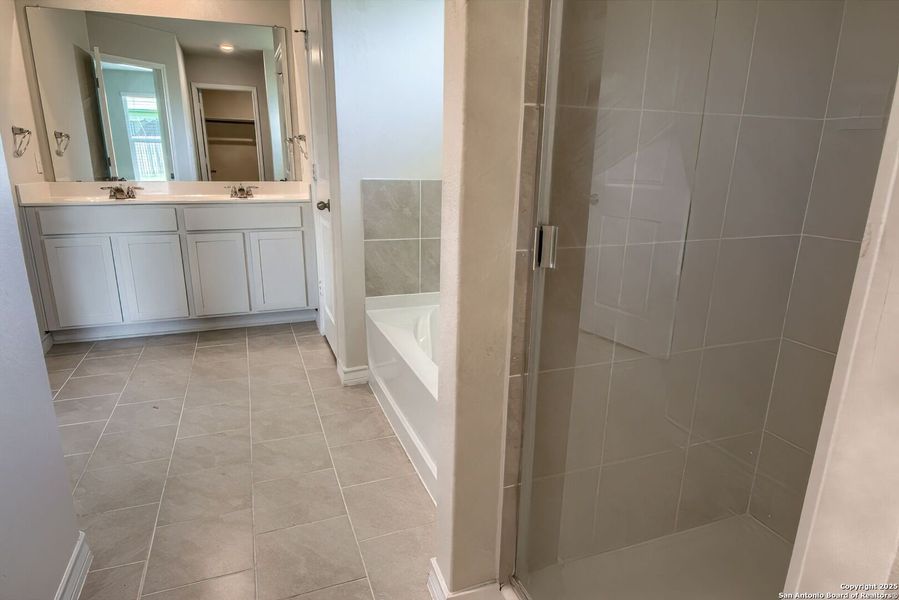 Image 25 of a home in .