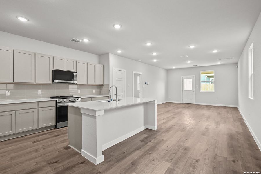Furnished interior view inside a new home in Park Place, New Braunfels (Image 17).