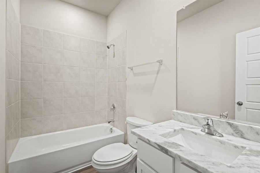 Furnished interior view inside a new home in Rocky Creek Crossing, Fort Worth (Image 4).