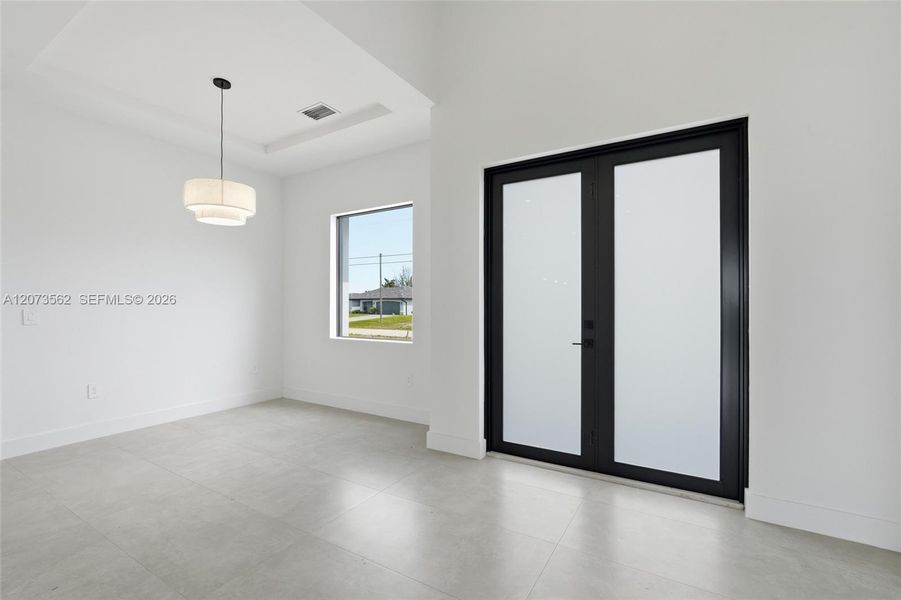 Spacious, unfurnished interior of a new home in , Cape Coral (Image 31). Spacious, unfurnished interior of a new home in , Cape Coral (Image 31).