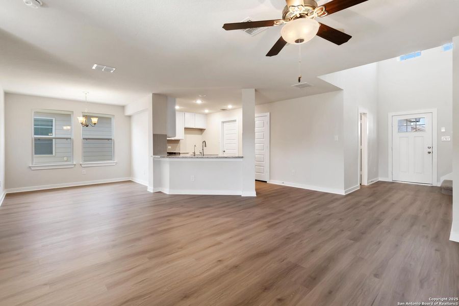 Spacious, unfurnished interior of a new home in Willow Point, San Antonio (Image 11). Spacious, unfurnished interior of a new home in Willow Point, San Antonio (Image 11).