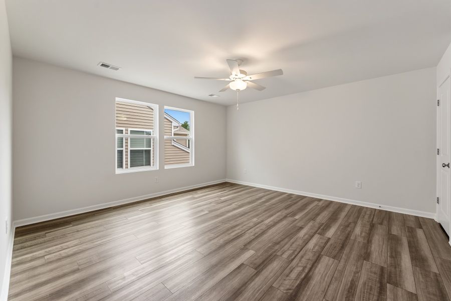 Spacious, unfurnished interior of a new home in Richmond Hill, Inman (Image 19). Spacious, unfurnished interior of a new home in Richmond Hill, Inman (Image 19).
