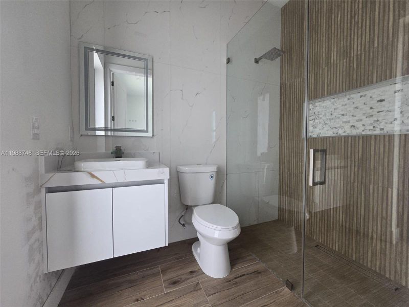 Furnished interior view inside a new home in , Cape Coral (Image 7).