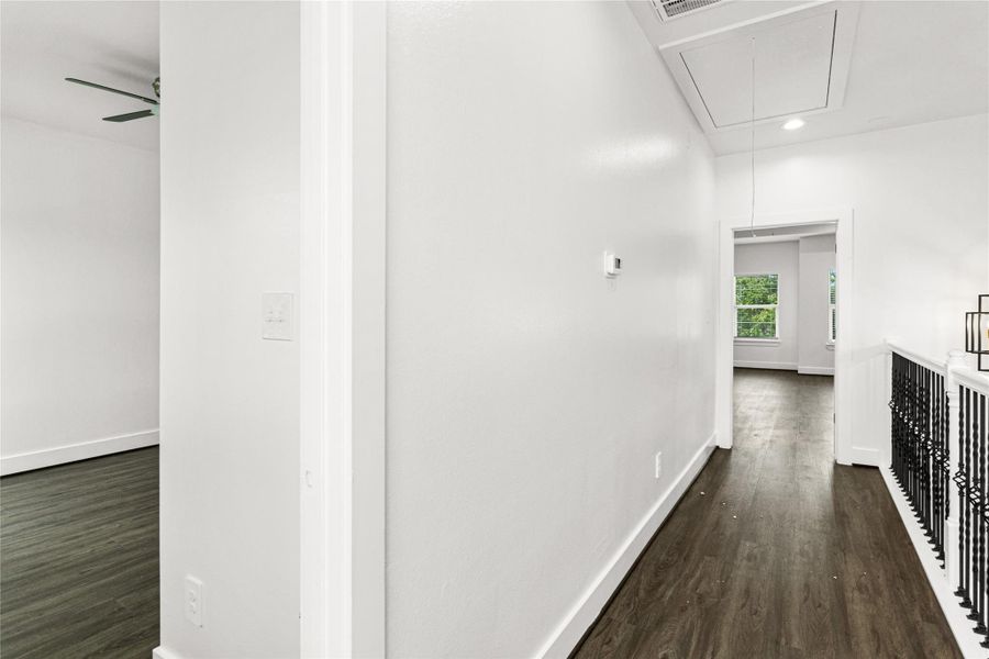 Spacious, unfurnished interior of a new home in , Houston (Image 14).