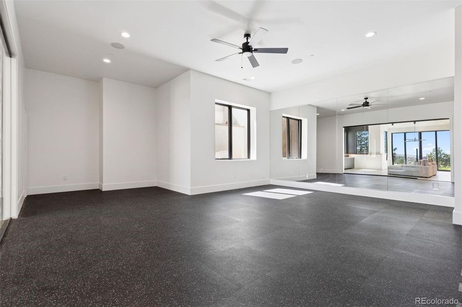 Spacious, unfurnished interior of a new home in , Littleton (Image 18).