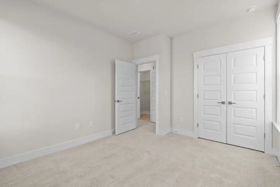 Spacious, unfurnished interior of a new home in Harbor Oaks Marina, Myrtle Beach (Image 29). Spacious, unfurnished interior of a new home in Harbor Oaks Marina, Myrtle Beach (Image 29).
