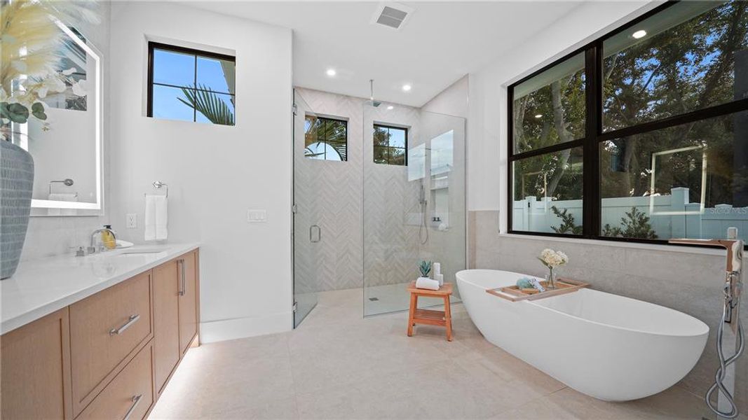 Furnished interior view inside a new home in , Sarasota (Image 33).