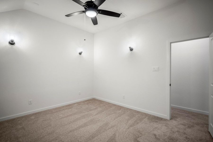 Spacious, unfurnished interior of a new home in Briarley, Montgomery (Image 43).