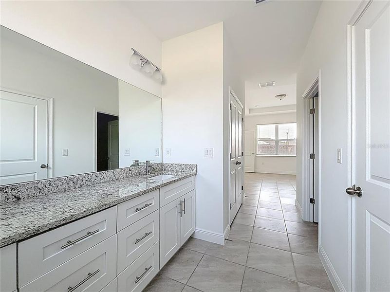 Furnished interior view inside a new home in , Ocala (Image 5).