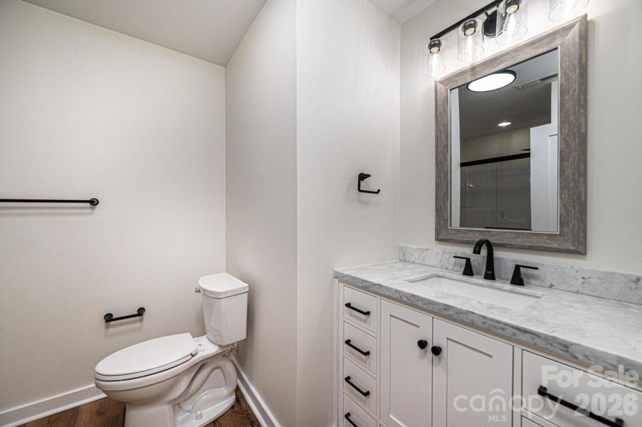 Furnished interior view inside a new home in , Lenoir (Image 6).