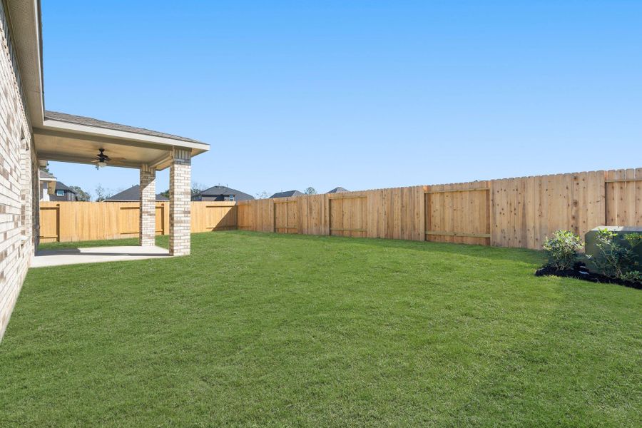Exterior details and patio area of a home in Martha's Vineyard, Alvin (Image 4).