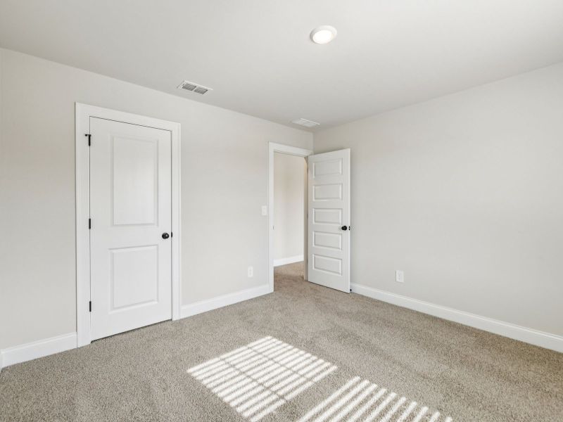The Chatham floorplan with the Balanced White interior package.