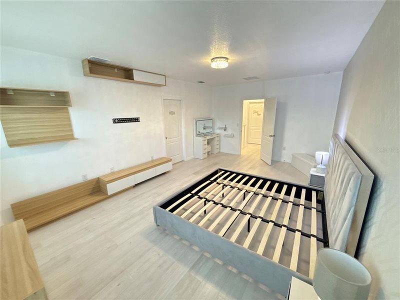 Spacious, unfurnished interior of a new home in Harmony West, St. Cloud (Image 23).