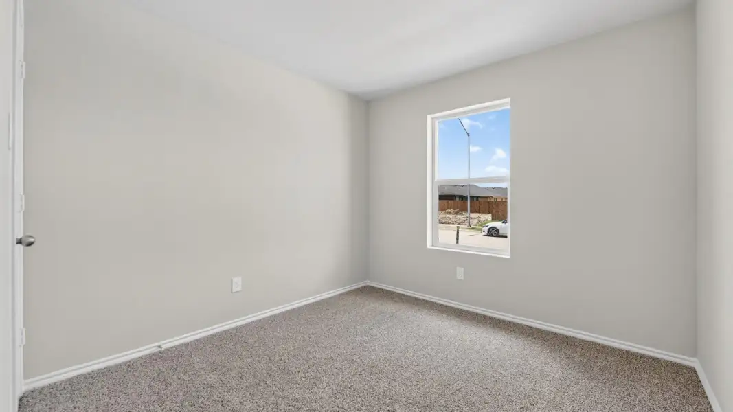 Representative unfurnished interior of a home built from the Ellis by D.R. Horton in Blackbird Estates, Mineral Wells (Image 24).