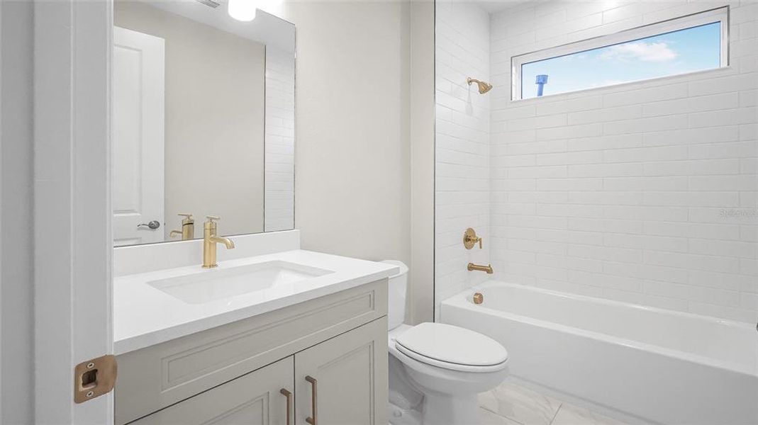 Furnished interior view inside a new home in Cresswind at Lake Harris, Tavares (Image 37). Furnished interior view inside a new home in Cresswind at Lake Harris, Tavares (Image 37).