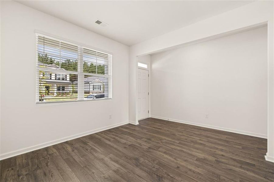 Spacious, unfurnished interior of a new home in Champion's Run, Lithonia (Image 14).