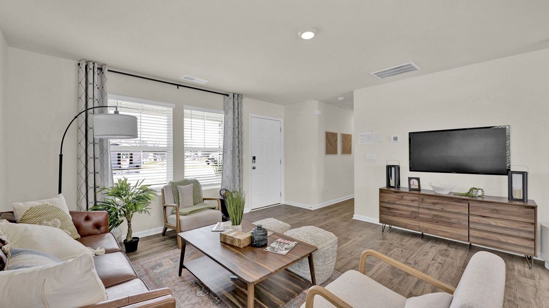 Representative furnished interior of a home built from the Curtis by D.R. Horton in Crescent Ridge, Niota (Image 14).