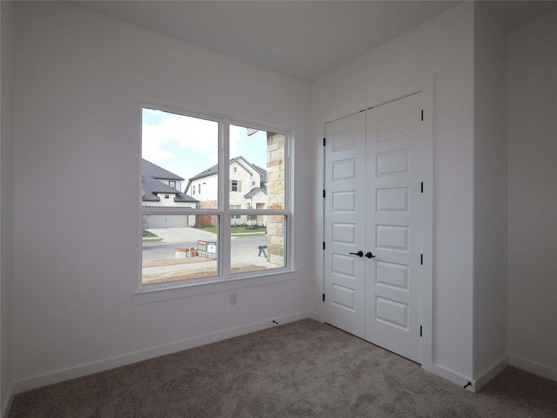 Spacious, unfurnished interior of a new home in Barksdale, Leander (Image 29).