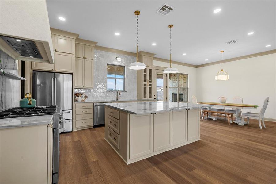 Furnished interior view inside a new home in , Robinson (Image 14).