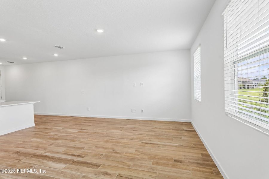 Spacious, unfurnished interior of a new home in Parkside at Shearwater, St. Augustine (Image 22).